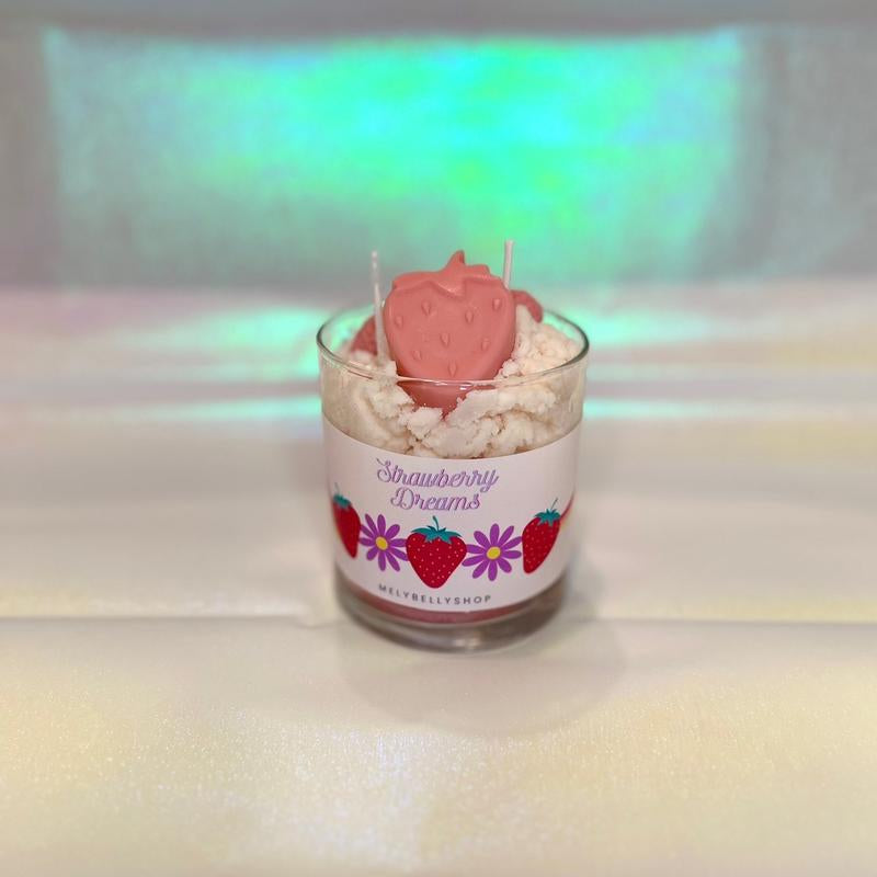 Strawberry Soy Candle – Fresh Fruit Scented, Non-Toxic Soy Wax for Cozy Room Decor | Relaxing Sweet Candle with Lavender Undertones