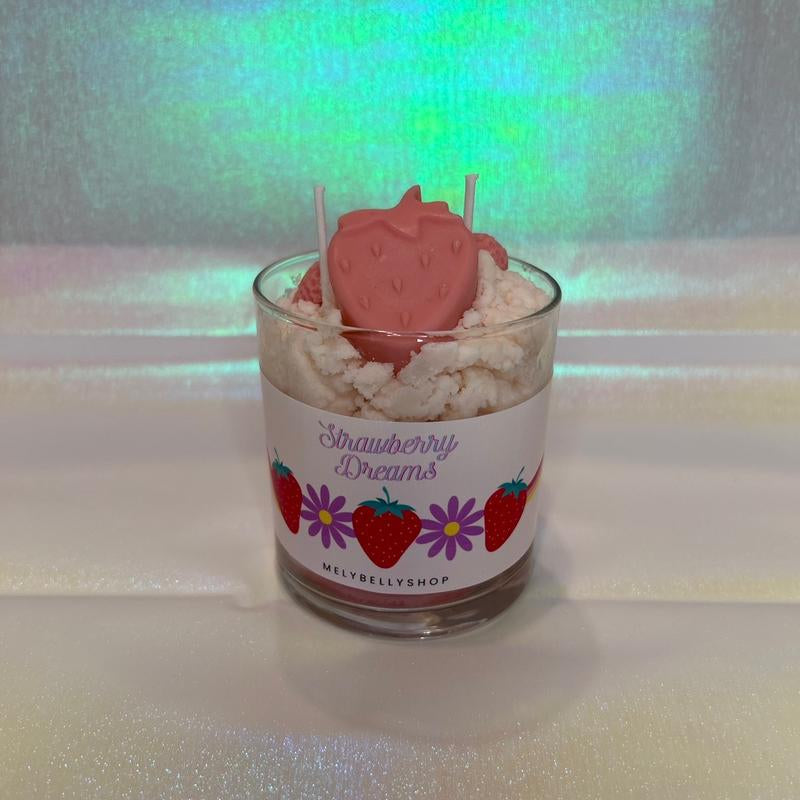 Strawberry Soy Candle – Fresh Fruit Scented, Non-Toxic Soy Wax for Cozy Room Decor | Relaxing Sweet Candle with Lavender Undertones