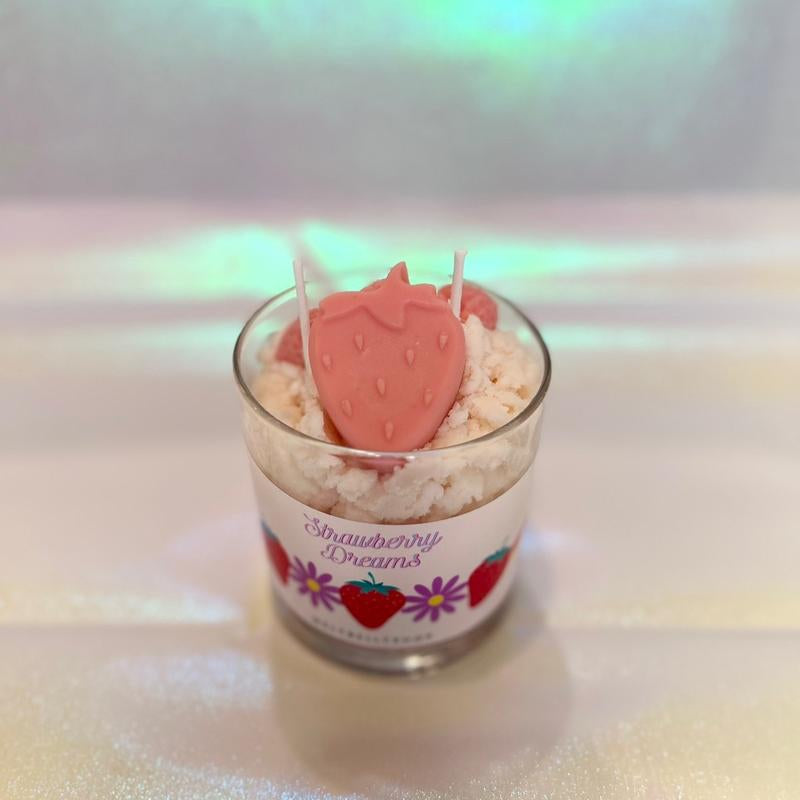 Strawberry Soy Candle – Fresh Fruit Scented, Non-Toxic Soy Wax for Cozy Room Decor | Relaxing Sweet Candle with Lavender Undertones