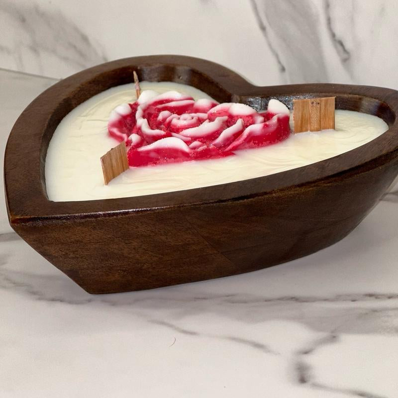 Bleeding Heart Candle – Hand-Carved Heart-Shaped Soy Candle with Wooden Wick & Love Spell Scent | Bleeding Wax Reveal
